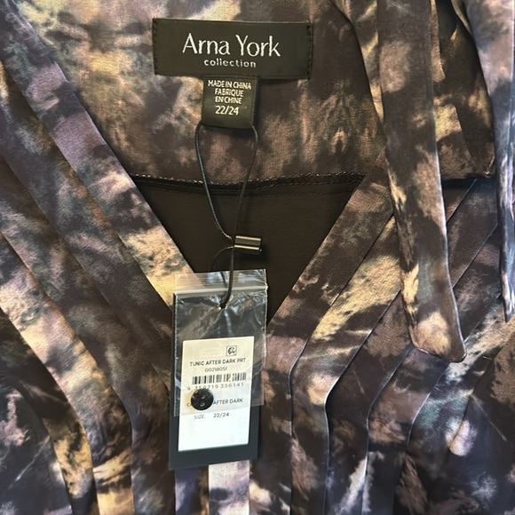 NWT arms York size 22/24 tunic - Picture 2 of 4